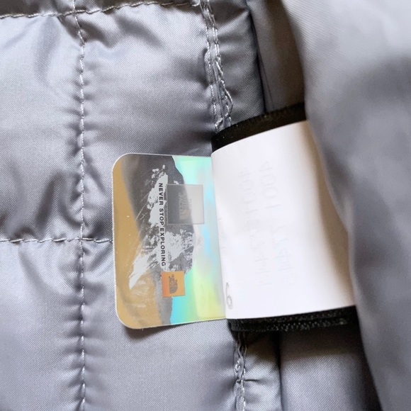 The North Face Women’s ThermoBall Eco Parka 2 - Picture 9 of 9